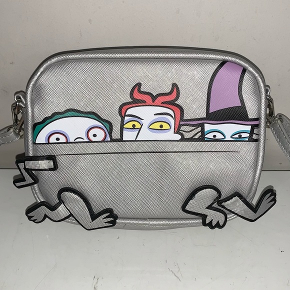 THE NIGHTMARE BEFORE CHRISTMAS SHOCK, LOCK & BARREL HANDBAG! - Picture 5 of 12